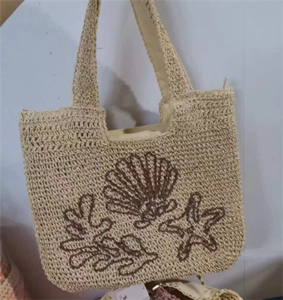 Плетена на една кука хартия чанта през рамо с бродерия