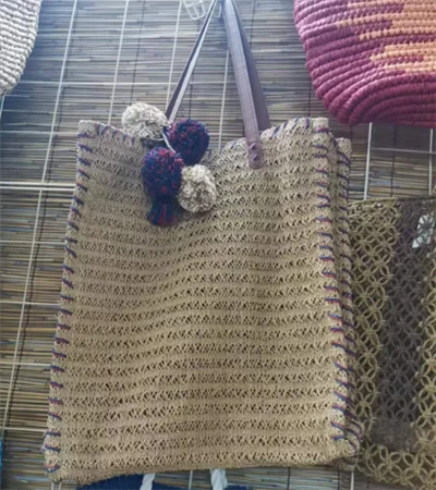 Плетена на една кука дамска лятна чанта